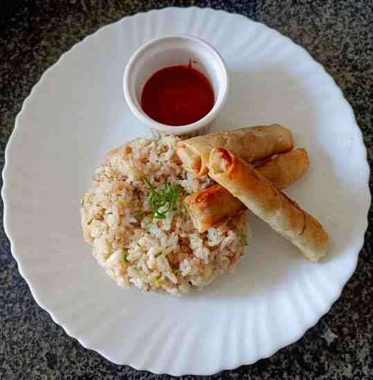 Crispy Shanghai Rolls served fresh and hot at Almers Cafe
